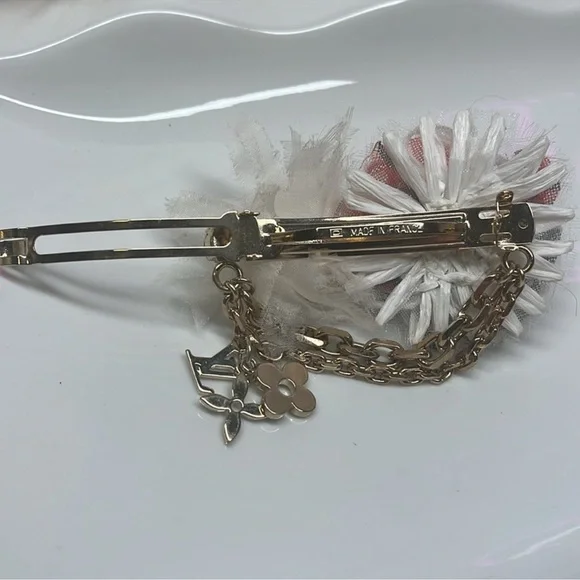 VINTAGE LOUIS VUITTON HAIR CLIP - Picture 6 of 10